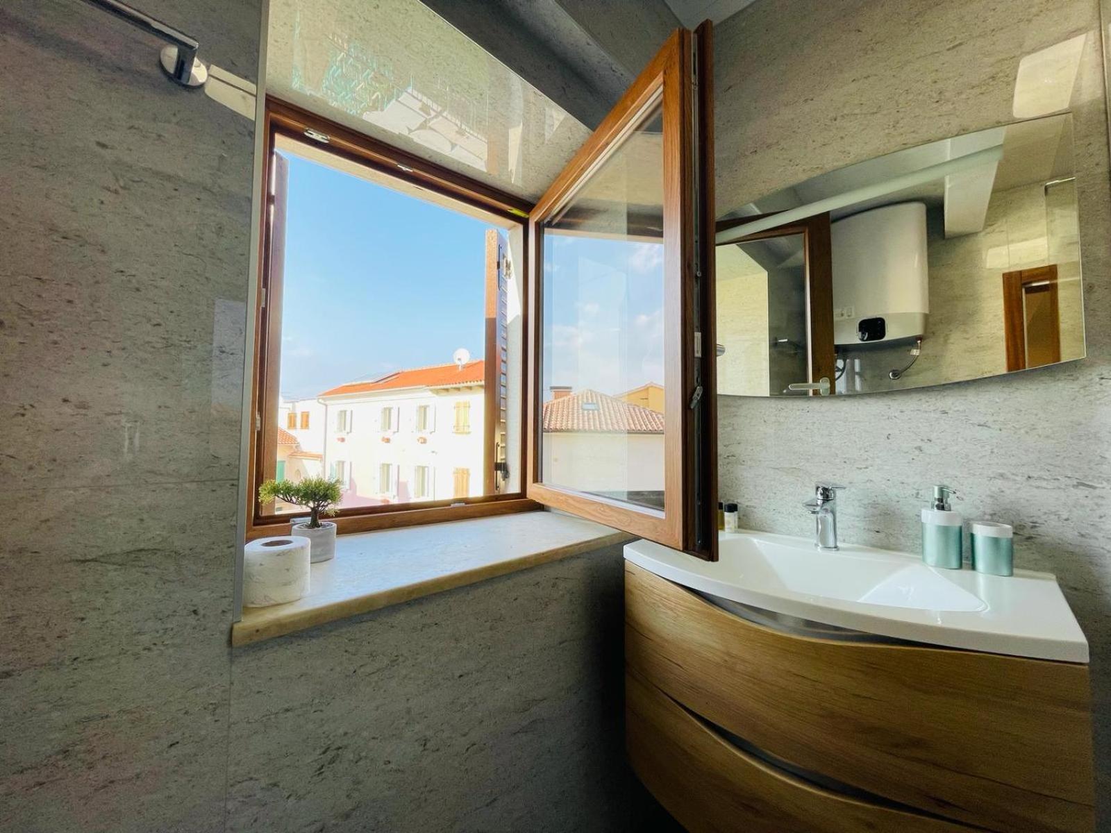 Fazana City Rooms With Free Parking Eksteriør billede