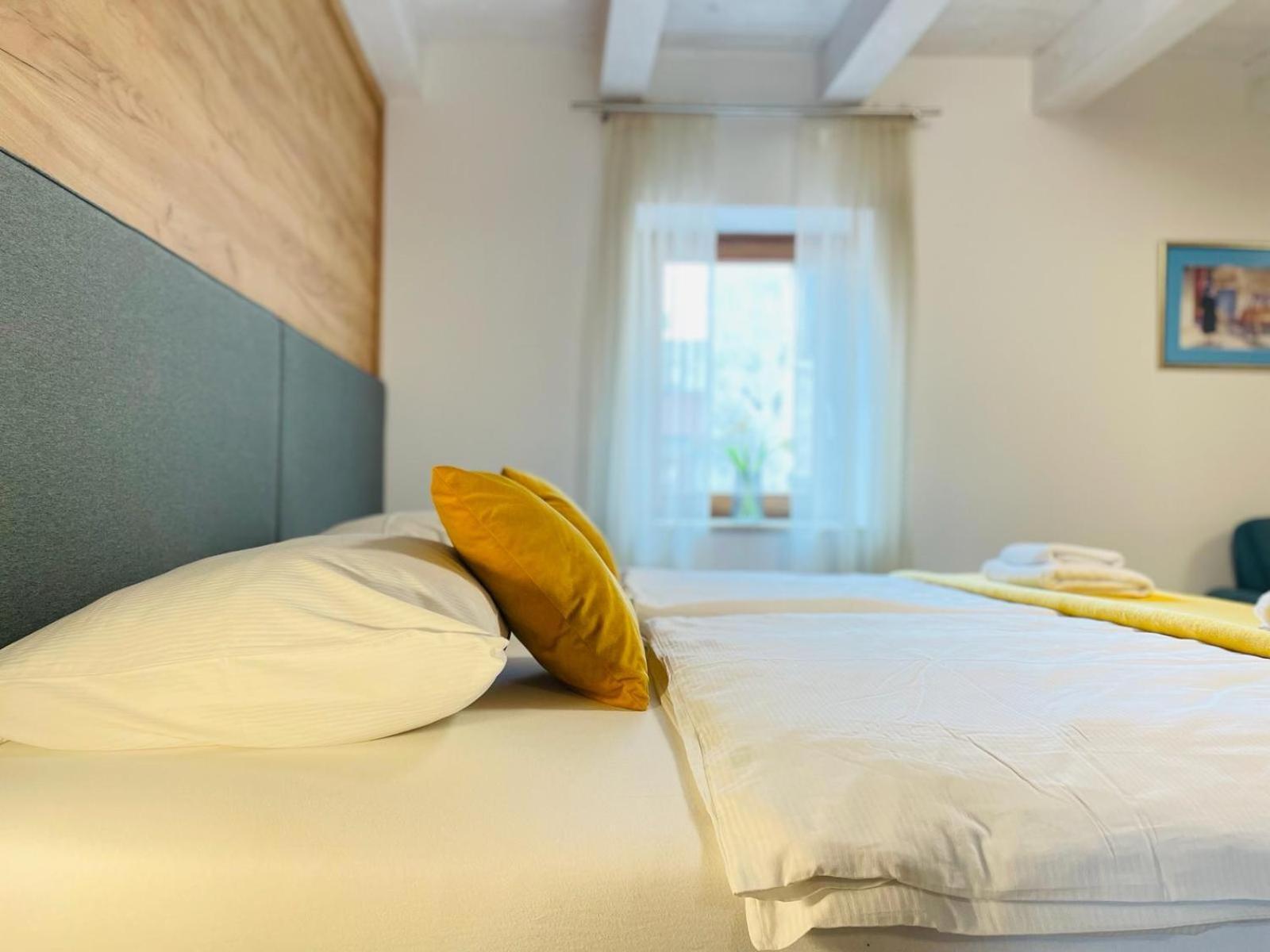 Fazana City Rooms With Free Parking Eksteriør billede
