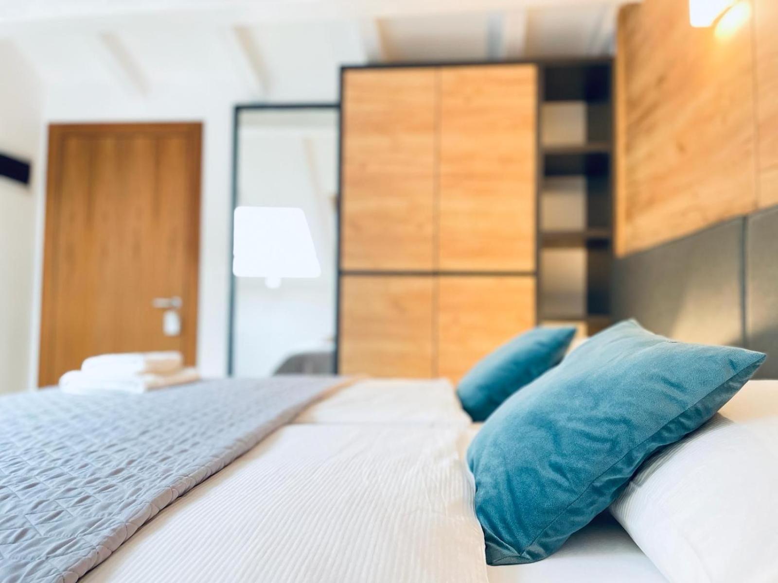 Fazana City Rooms With Free Parking Eksteriør billede