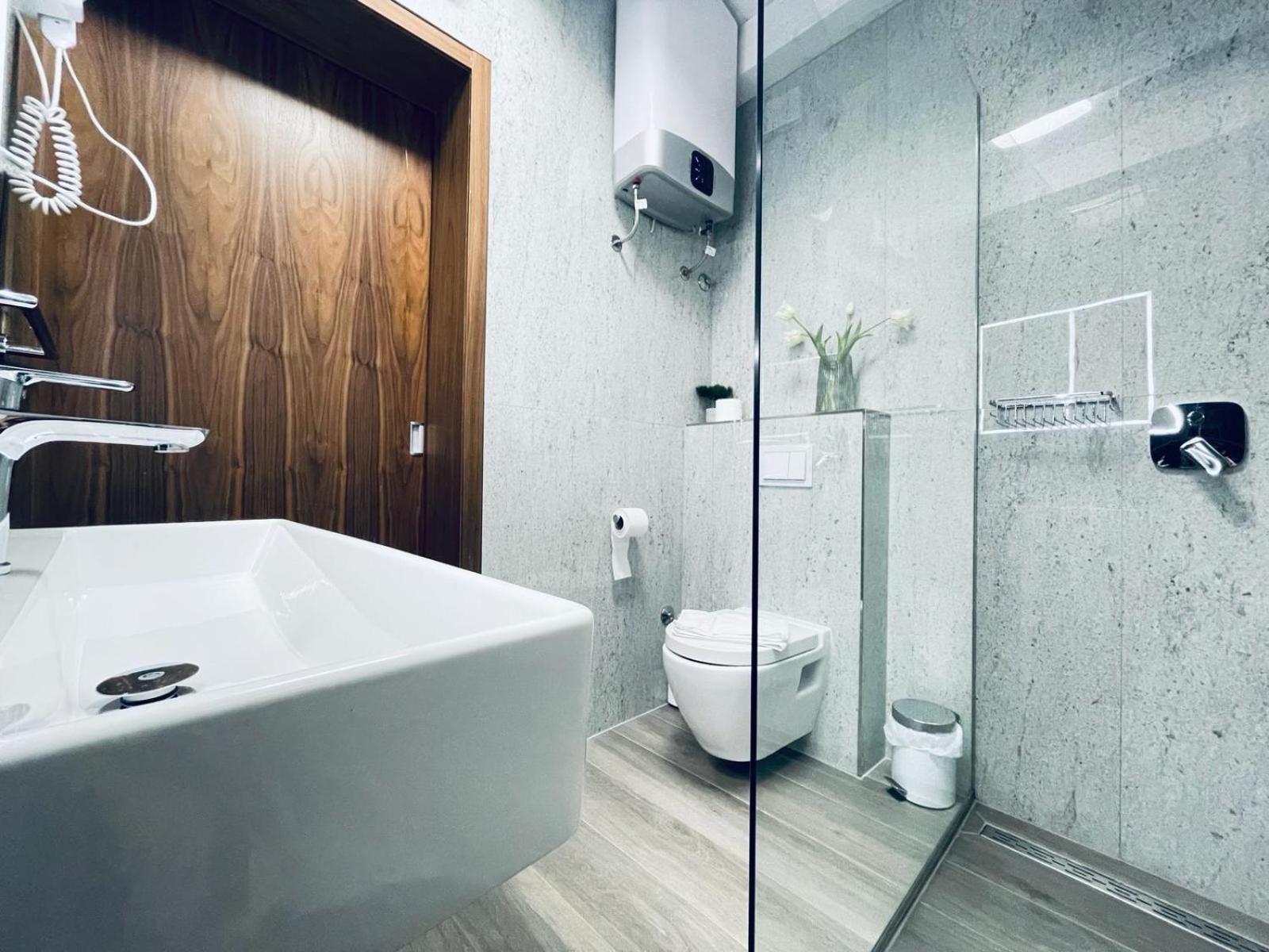 Fazana City Rooms With Free Parking Eksteriør billede